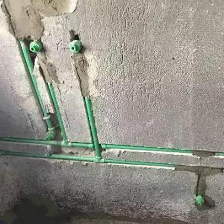 Su borusu bittikten sonra kadın dirseği duvarda mı ortaya çıkıyor?