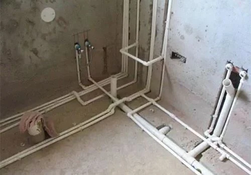 Sıhhi tesisat sistemi su kaçağı ile nasıl başa çıkılır